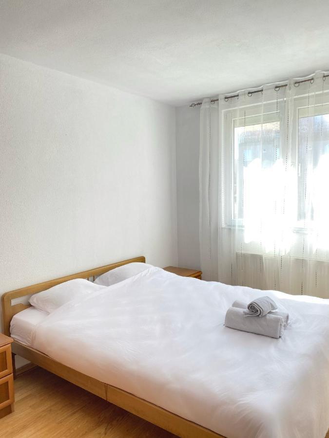 פרישטינה Zogu Apartments - City Center מראה חיצוני תמונה